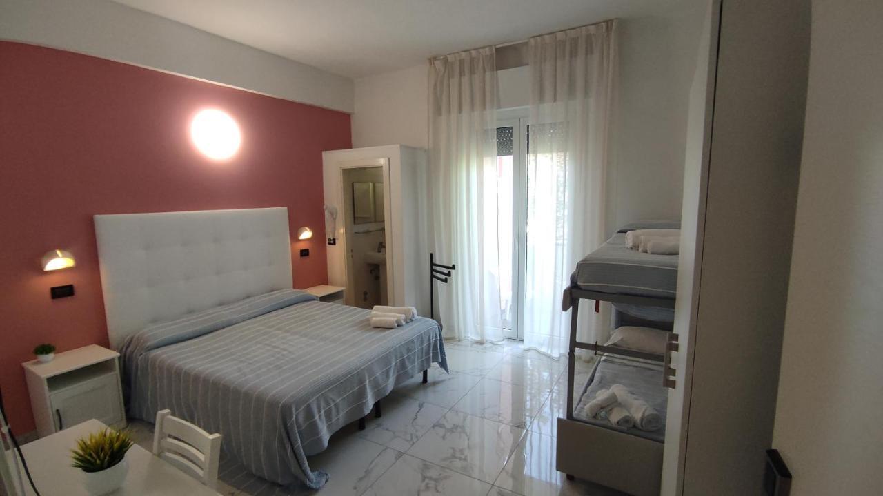 Hotel Villa Elisa Rímini Exterior foto