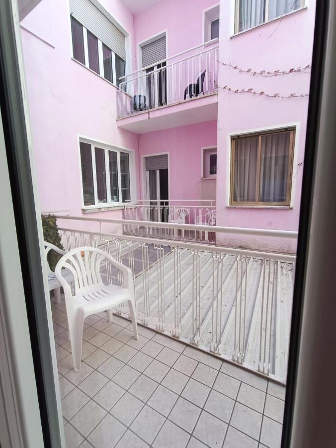 Hotel Villa Elisa Rímini Exterior foto