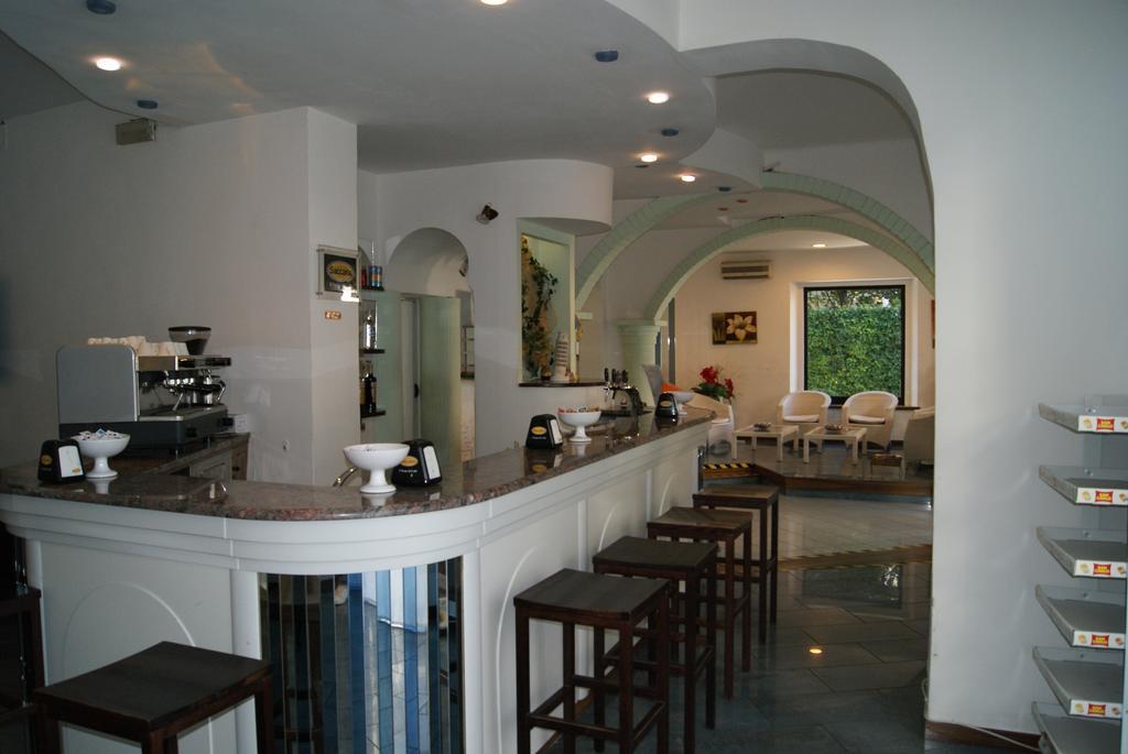 Hotel Villa Elisa Rímini Exterior foto