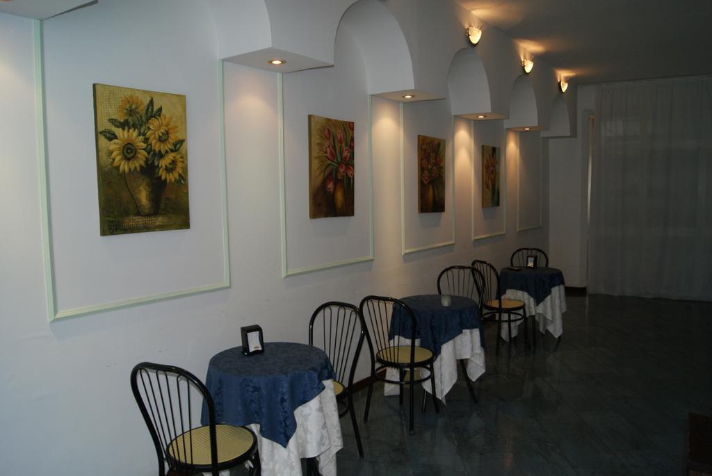 Hotel Villa Elisa Rímini Exterior foto